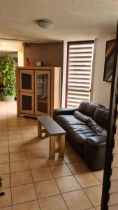 Hotels Hotel L'Etoile Aeroport - A61 : photos des chambres