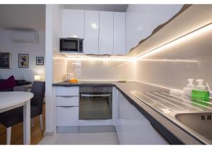 S`akvarel 5 - Private Garage