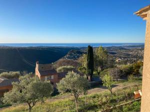 La Brise, provenzialisches Appartement in Vence, Côte dAzur, für 6-8 Personen