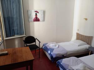 Hotels Hotel Du Cours : photos des chambres