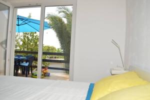 Apartment in Maslenica (Beach 100m), Zadar County