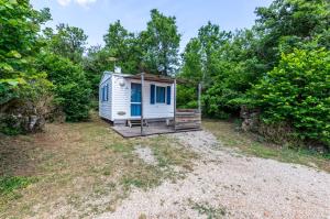 Campings Camping des Templiers : photos des chambres