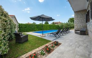 Six-Bedroom Holiday Home In Barban