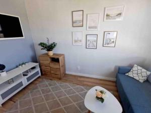 Urocze kondominium z widokiem na morze