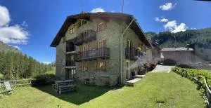 BOUQUE GEORGEOLINE - Chaudana