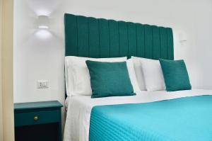 Novalis Rooms