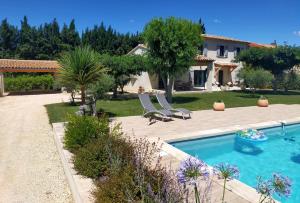 Villas Lou Mazet provencal a Eygalieres - Piscine privee : photos des chambres