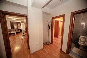 Lovely 2-bedroom condo with private garage