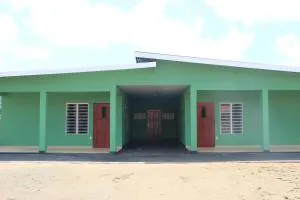 Schitterend gelegen tweekamerwoning - Paramaribo