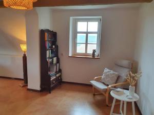 Helle Ferienwohnung - Südeifel bei Neuerburg