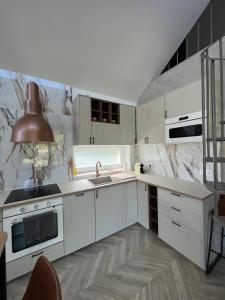 Beige Villa Balatonkenese