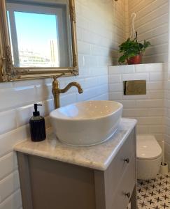 San Giuliani Heights