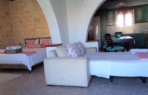 Home Sweet Home Milos