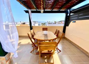 BORA BORA Ático con piscina privada en Paraíso de VERA