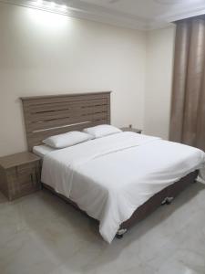 Rose Apartment
