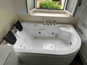 Appartements Logement tout confort avec jardin proche centre : photos des chambres