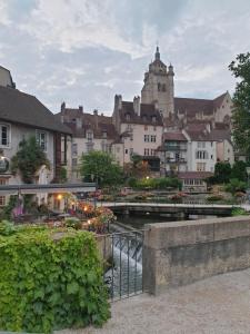 Appartements LE MATIN CALME - Charme ancien - Vue canal : photos des chambres