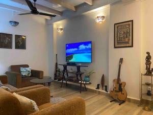 Hibiscus Home Stay & Boutique