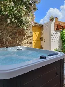 Encanto Casa com Spa Jacuzzi Open Space - Póvoa de Rio de Moinhos
