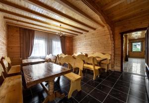 Гостинний двір КАРПАТІЯ, Верховина