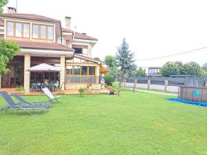 Casa Chalet, Villa Elisa