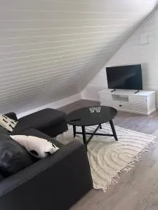 Medvik Högalid - Rød