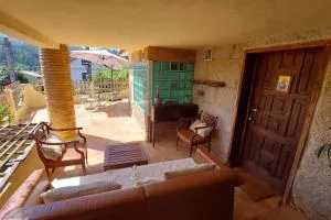 Sweet Stone - Chandebrito