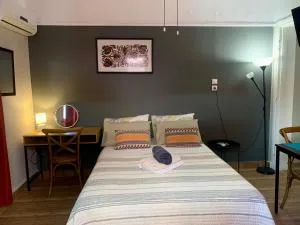 MAMA apt & parking - Níkaia