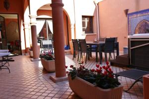 Chambre Taza, Riad 1 Couple only au village naturiste