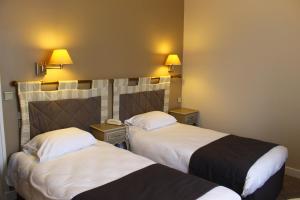 Hotels Hotel des Pins : photos des chambres