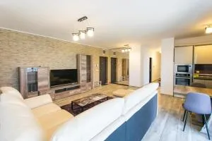 Beige Apartment Riviera - Bontida