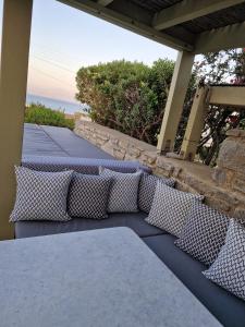 Delta Apartment with Sea View and Pool