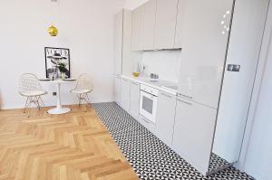 Premium Place In The Centre, Wi-Fi - by HIK Apartments