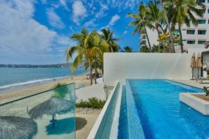 Nova - Beachfront Condo with Private Office & Panoramic Views