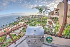 Punta Esmeralda - Beachfront with 8 Pools, Gym & Spa