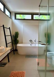 Villa Luma the best Modern Tropical Escape