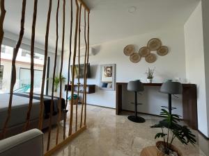 Menesse Midtown 2 206 y 209