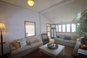 MAGNOLIA HOUSE ON THE CREEK - STANTHORPE