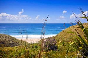 Penrose Beach Cottage Sea Views Garden Patio