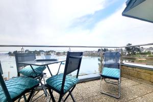 Appartements Appartement Terrasse - Vue Imprenable sur le Golfe : photos des chambres