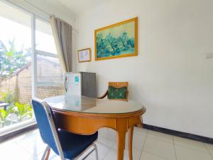 RedDoorz at Batutulis Bogor Villa Papatong by M