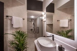 Relaxo Collection Luxury Suites in the Heart of Heraklion