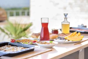 Solanas View - Ferienhäuser in ruhiger Lage, mit einer einzigartigen Aussicht, Infinity Pool, Free Parking und Wlan