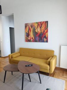 GAYA - the yellow apartment