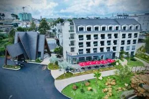 Sunflower Hotel & Resort - Ấp Thiện Lập