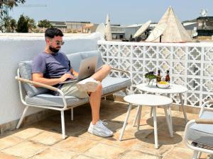 Casa Alkabir. Relax y piscina cerca de la playa.