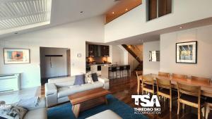 The Peak Penthouse 8