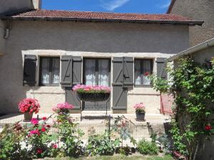 Maisons de vacances Maison aux portes du centre historique de Dijon. : photos des chambres