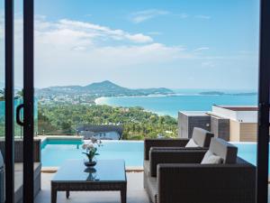 Villa Costa Luxury Sea View 4bdr