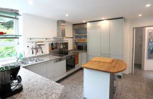 25 Min to the Center - 220 m2 Artists House Villa South of Munich